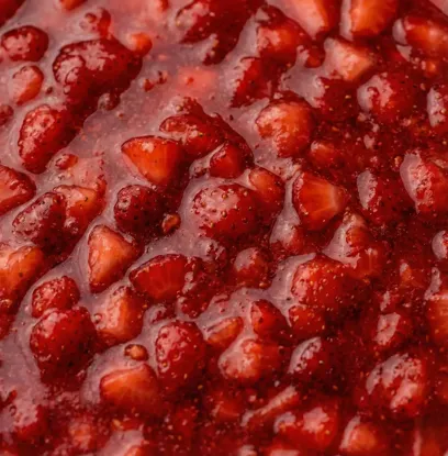 100% Jahoda bez přidaného cukru s extra kousky ovoce