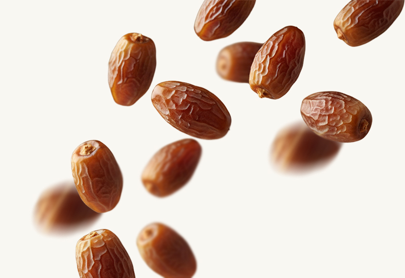 Láhev kečupu a rajčata