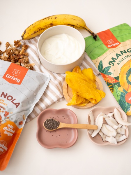 Ingredience na Mango Smoothie Bowl