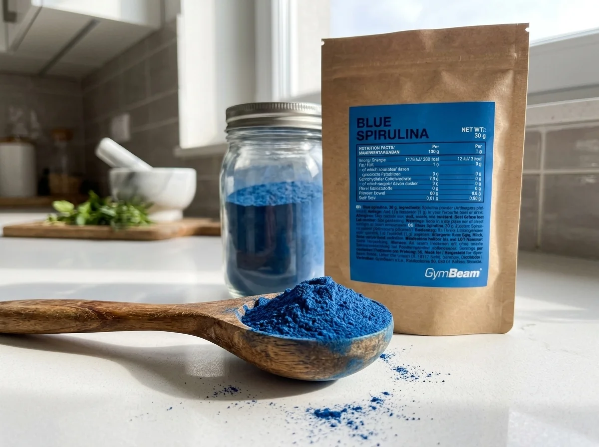 prášek modré spiruliny