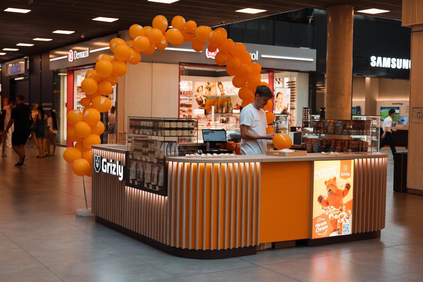 Grizly Kiosk - Forum Nová Karolina