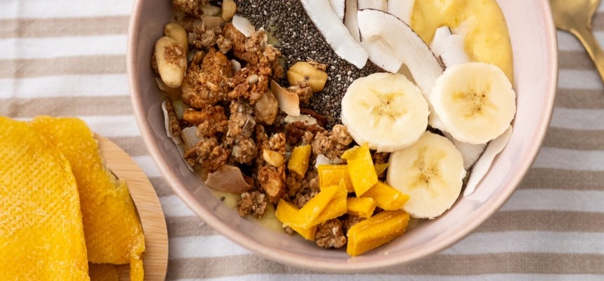 Smoothie bowl: Co to je a recept, jak si ji připravit doma