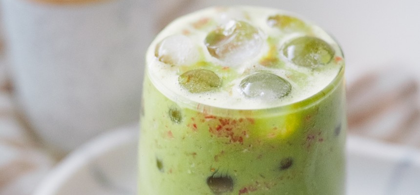 Matcha latte drink: Co to je, jak chutná a jak si ho jednoduše připravit doma?
