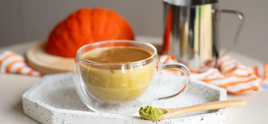 Matcha pumpkin spice latte: Ochutnejte trendy superdrink podzimu