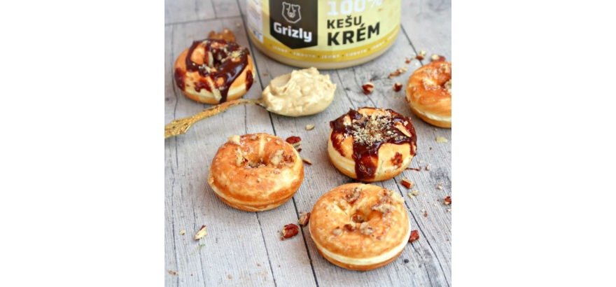 Donuty s ořechovou polevou