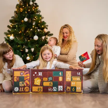 Adventní kalendář 2025 by @mamadomisha