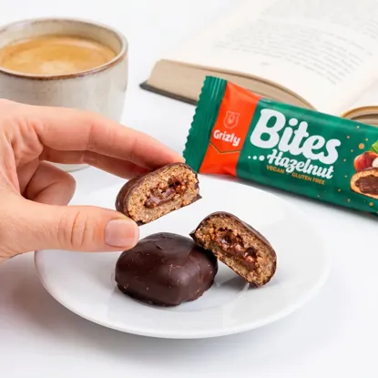 BITES Lískooříškové plněné mini tyčinky v hořké čokoládě BIO (2x19 g)