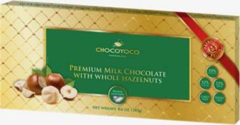 Chocoyoco Premium mléčná čokoláda s celými lískovými oříšky 245 g
