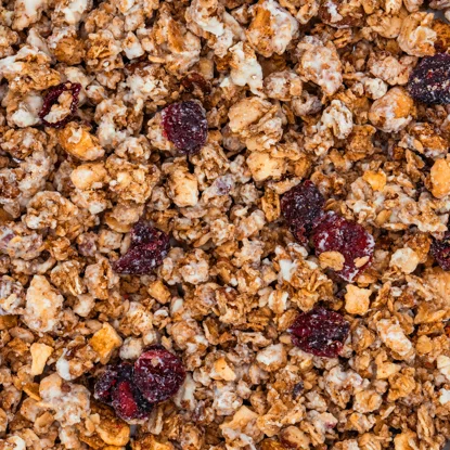 Granola biela čokoláda, škorica, jablko