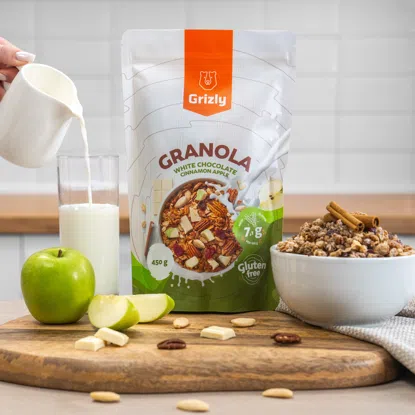 Granola bílá čokoláda, skořice a jablko