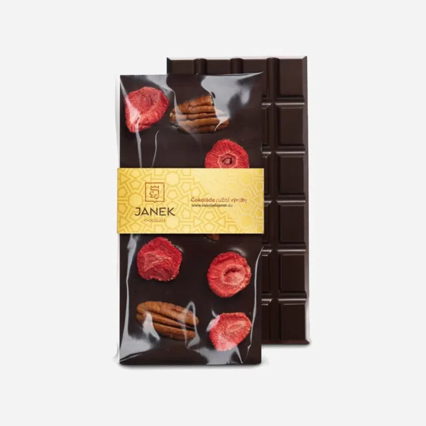 Hořká čokoláda s pekany a lyofilizovanými jahodami