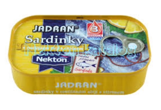 Jadran sardinky v rastlinnom oleji s citrónom