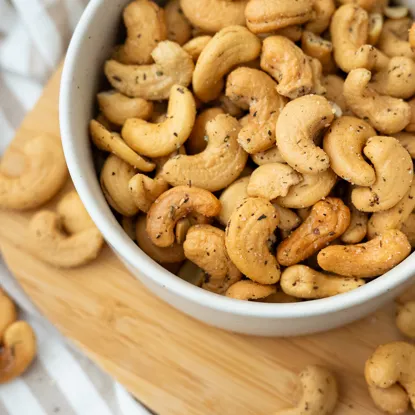 Kešu smažené s lanýžovou příchutí