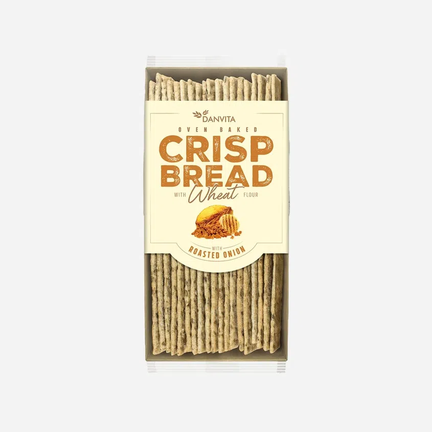 Křehké pšeničné plátky s restovanou cibulkou