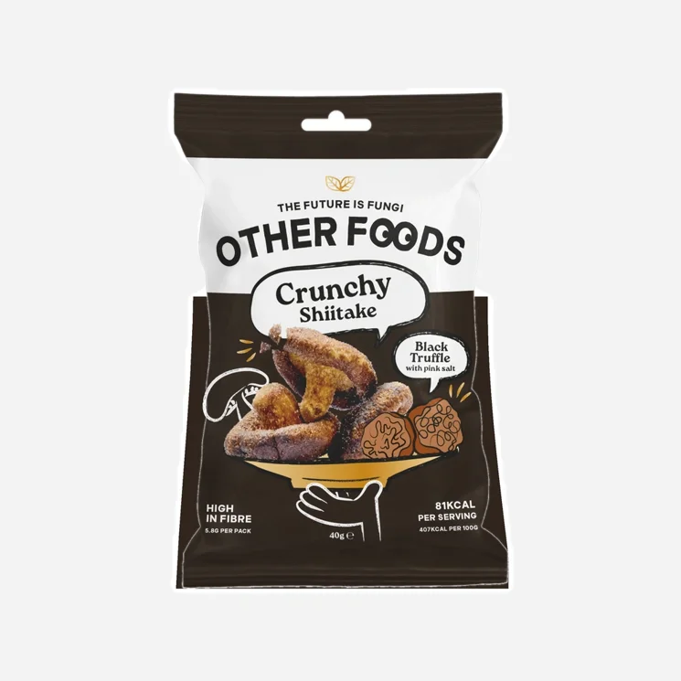 Křupavé shiitake chipsy s černým lanýžem a růžovou solí