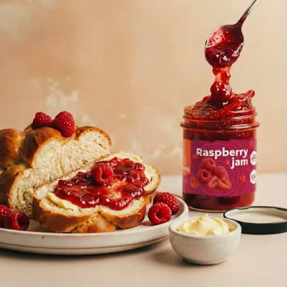 Malinový džem s extra kousky ovoce