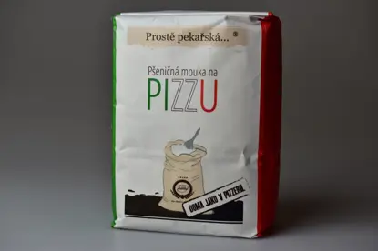 Mouka pšeničná na pizzu 6 x 1000 g