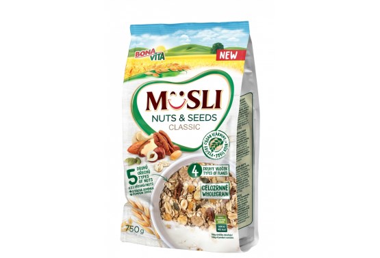 Müsli sypané orechy a semienka