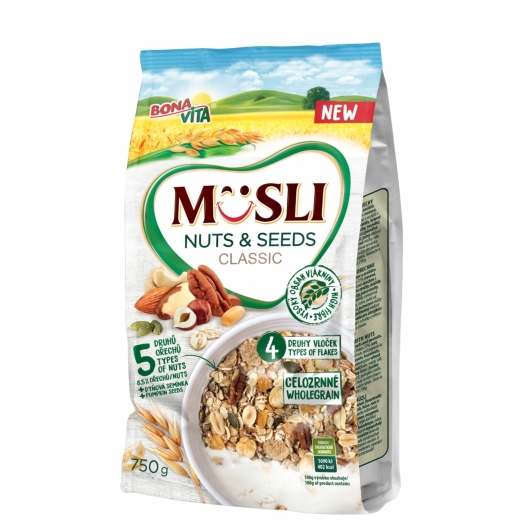 Müsli sypané ořechy a semínka