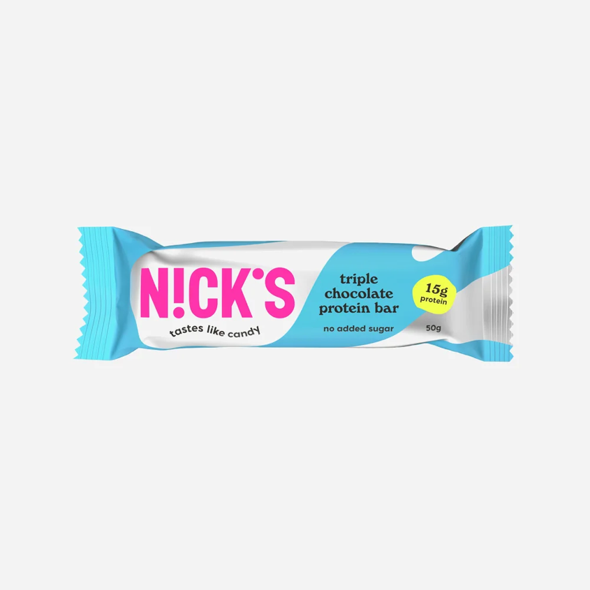 Proteínová tyčinka s trojitou čokoládou