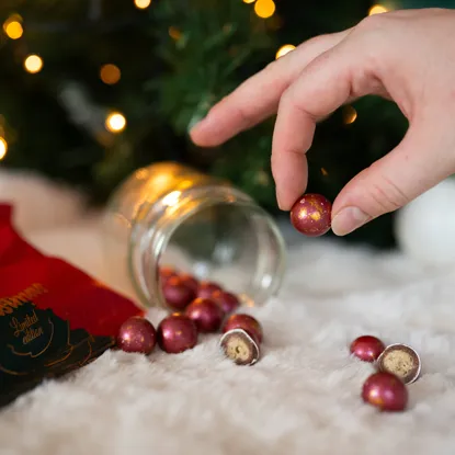 Třpytivé vánoční kuličky