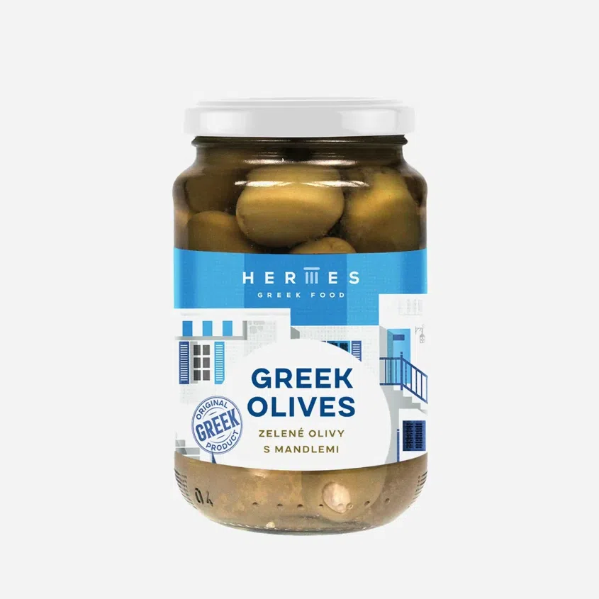 Zelené olivy s mandlí